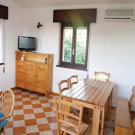 Holiday home La Pigna 2 *